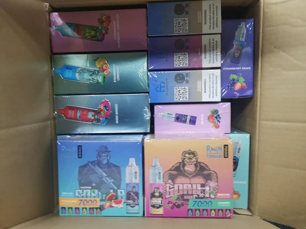 Factory Wholesale Disposable E Cigarette Randm Tornado 7000 Puffs